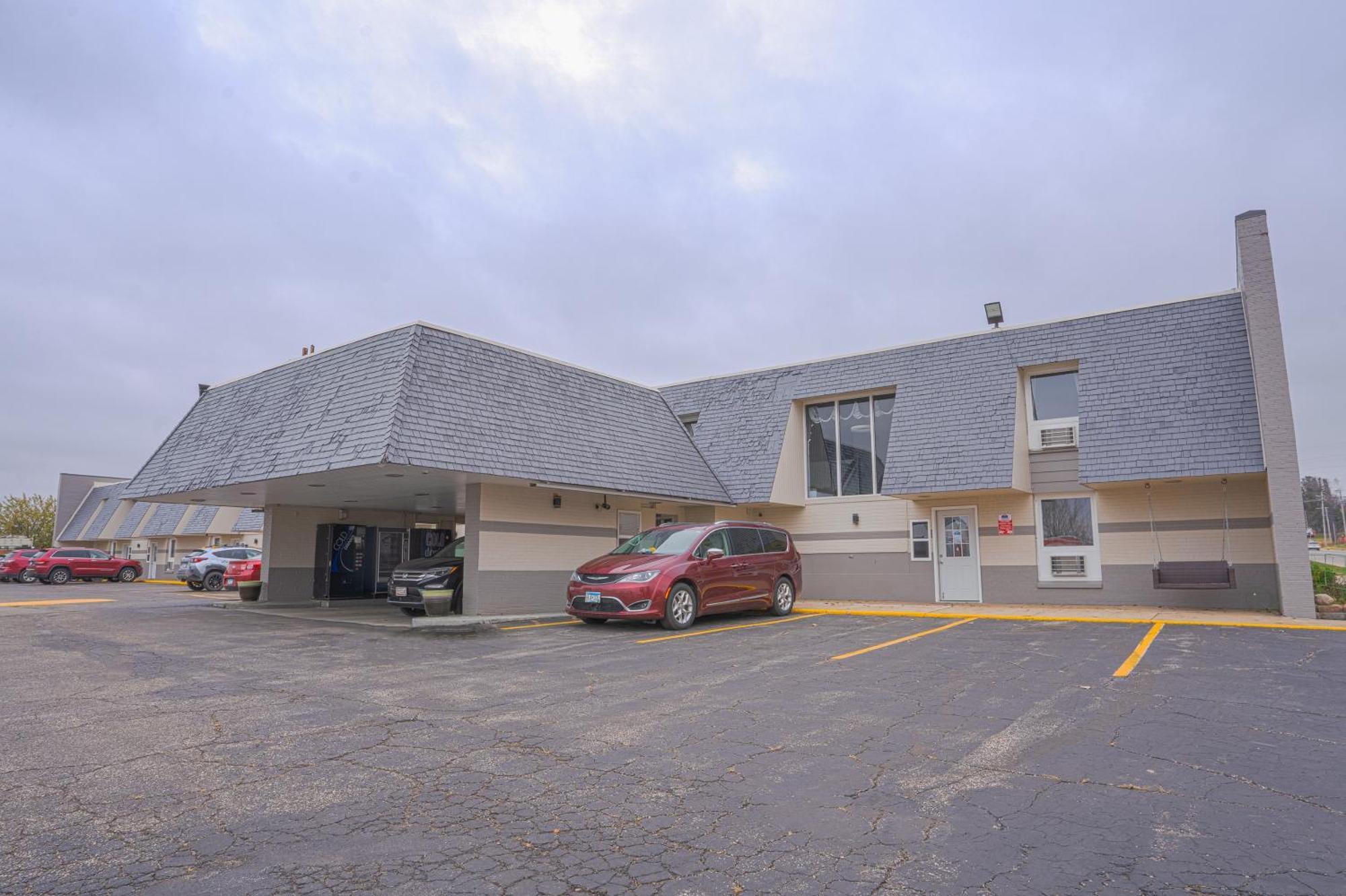 Executive Inn By Belvilla Owatonna Hwy 35 Eksteriør billede